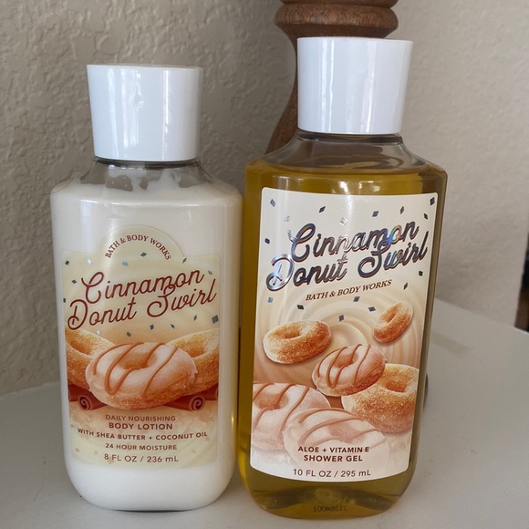 Bath & Body Works Bath & Body Bbw Cinnamon Donut Swirl Lotion